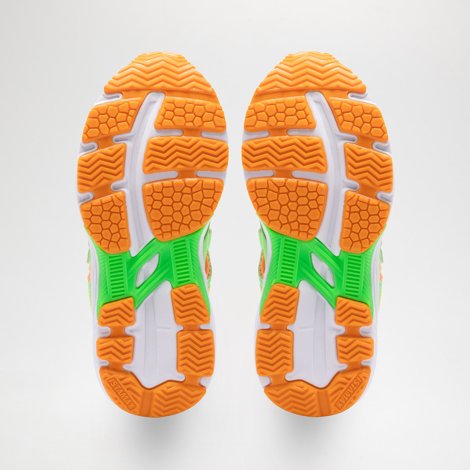 Istamax_IMCA3814_B00_GIVE_05